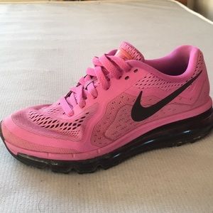Women’s Nike Air Max size 6.5